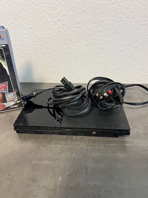Spiele: PS 2 Slim mit WWE spiel  – Gebraucht aus Fislisbach von The.Notorious 1