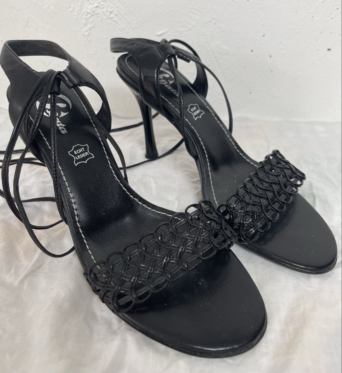 Scarpe da donna: Schwarze Ledersandalen Bata, Grösse 37 – Usato da Meikirch venduto da Hilfe_Waisentiere 2