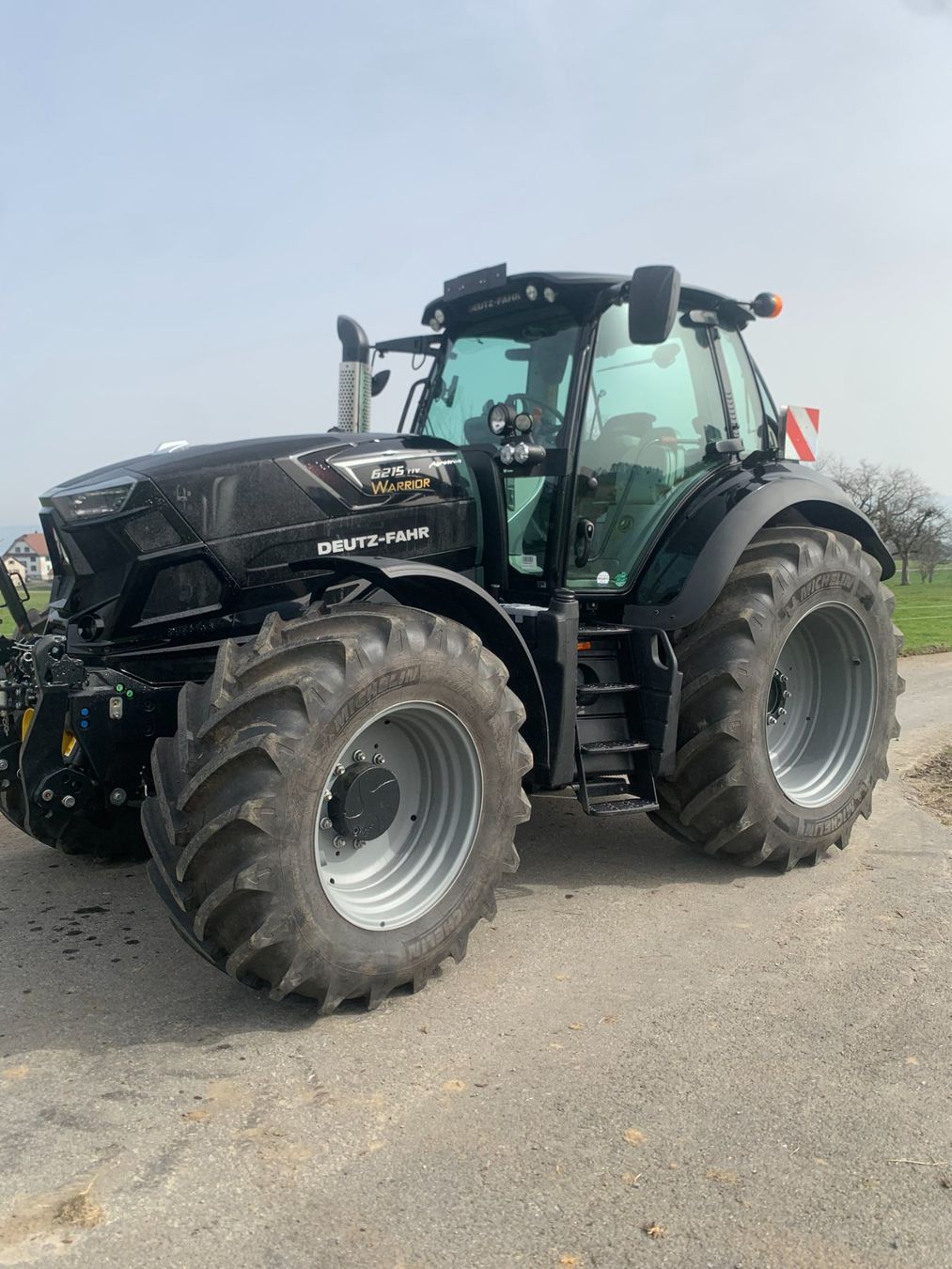 Deutz Trattori: Deutz Agrotron 6215 TTV WARRIOR – Usato da Buttwil venduto da obelix-idefix 1