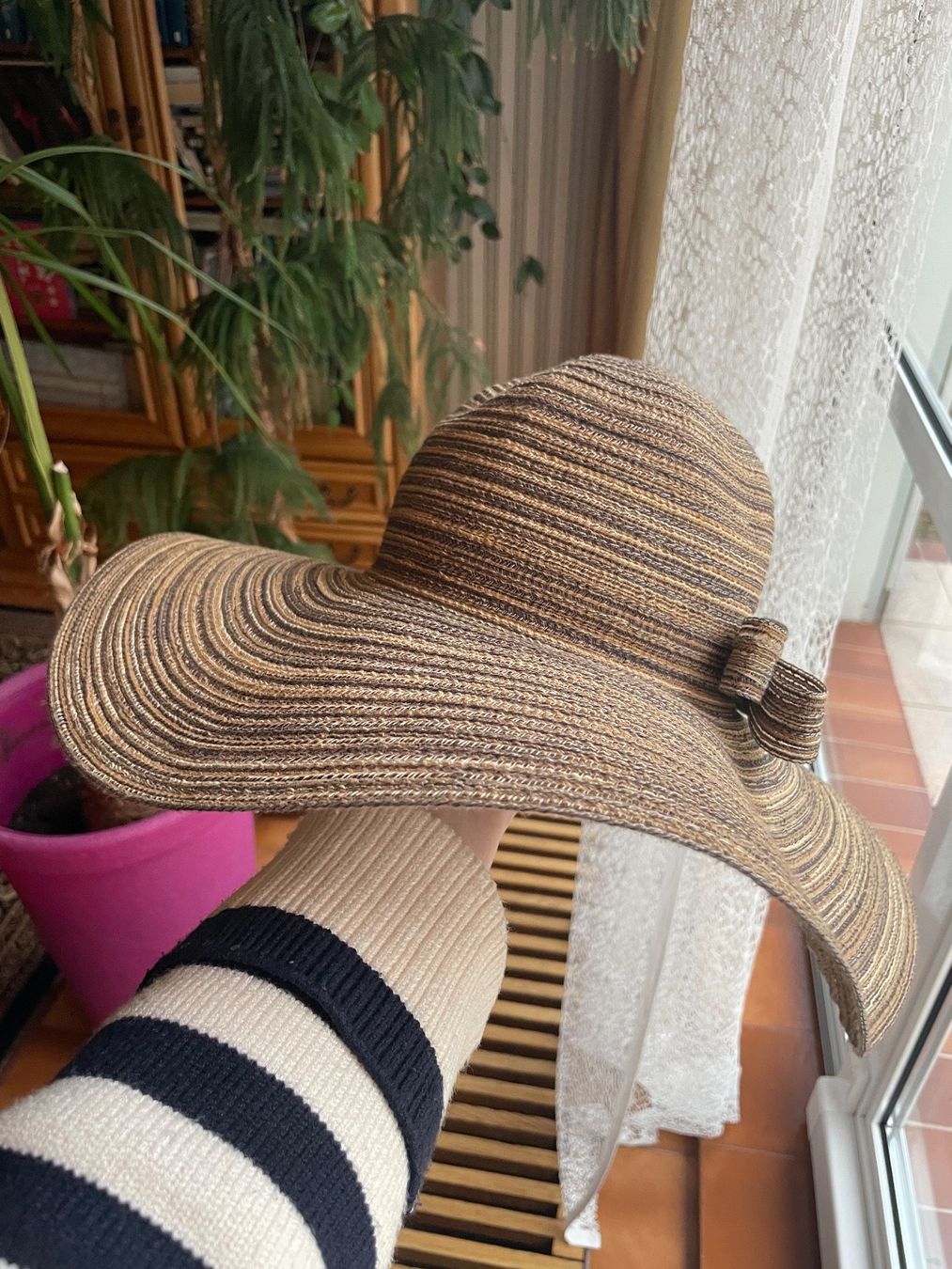 Armani Copricapi, berretti & cappellini: Brand new Armani hat 55cm – Nuovo (secondo la descrizione) da Embrach venduto da lau_2gtp 1