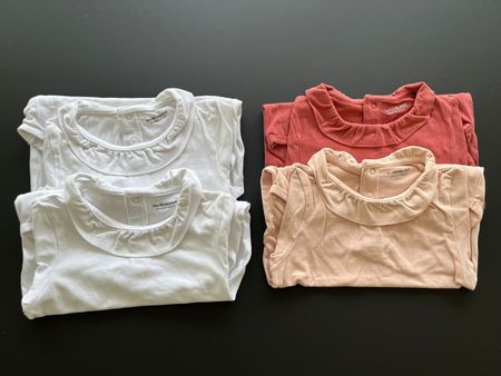 Vertbaudet Baby Bodys  mit Rüschenkragen Gr. 94 / 36 Monate