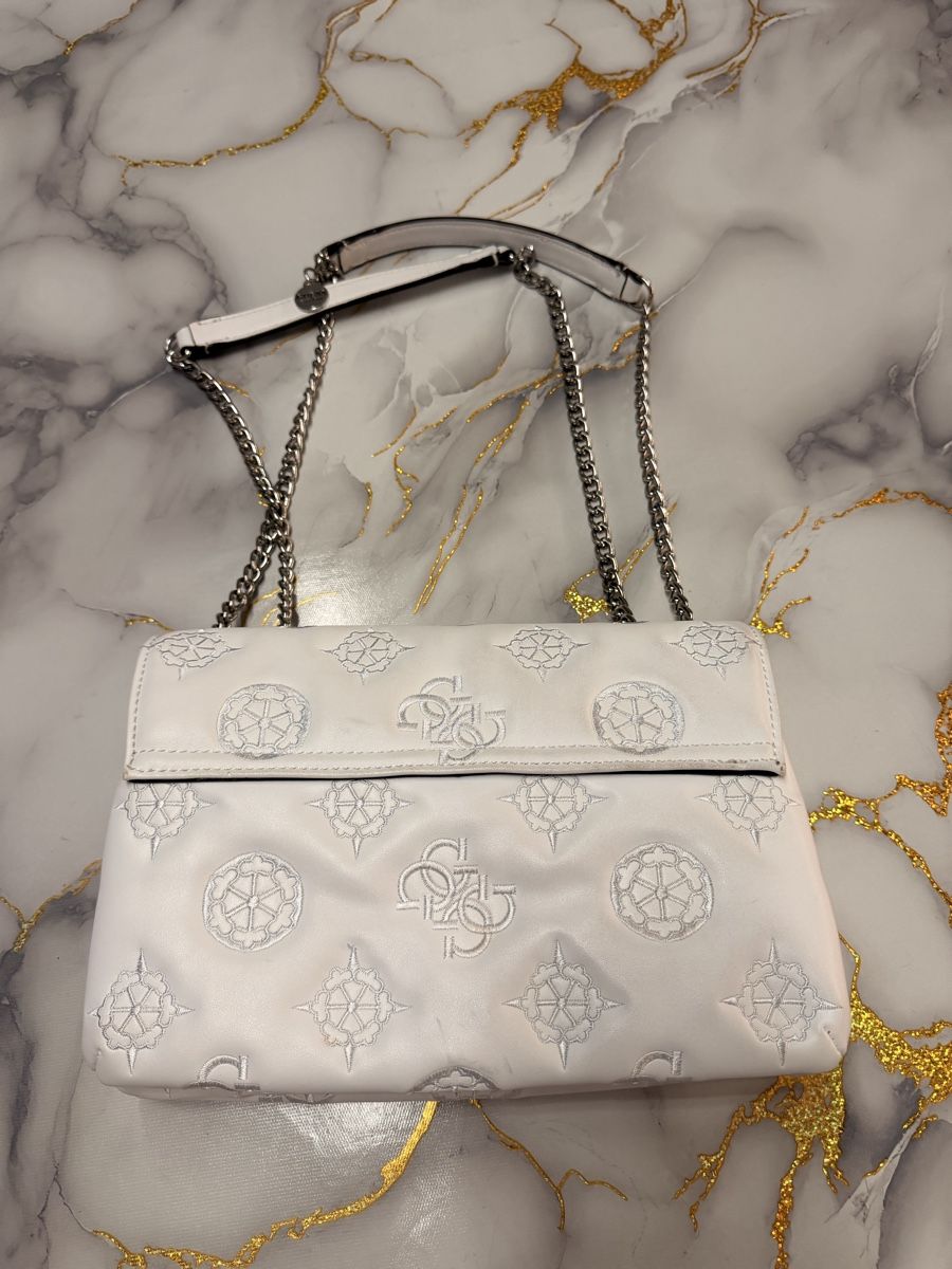 Guess Borse da donna: Guess tasche white – Nuovo (secondo la descrizione) da Massagno venduto da pokecoach 1
