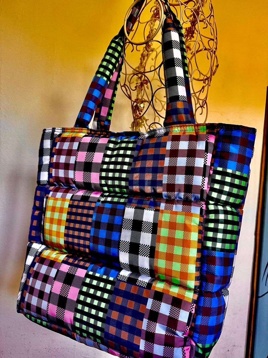 Sacs femmes: Coole farbige Handtasche – Neuf (Voir description) à Kilchberg ZH par Suisse500 1