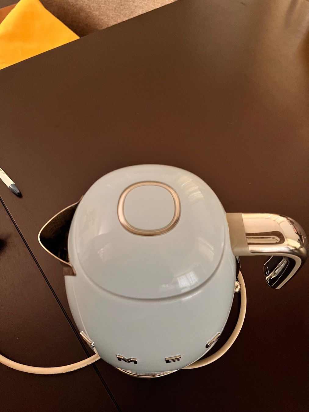 Smeg Wasserkocher: SMEG Wasserkocher hellblau – Gebraucht aus Allschwil von bea_ln59 1