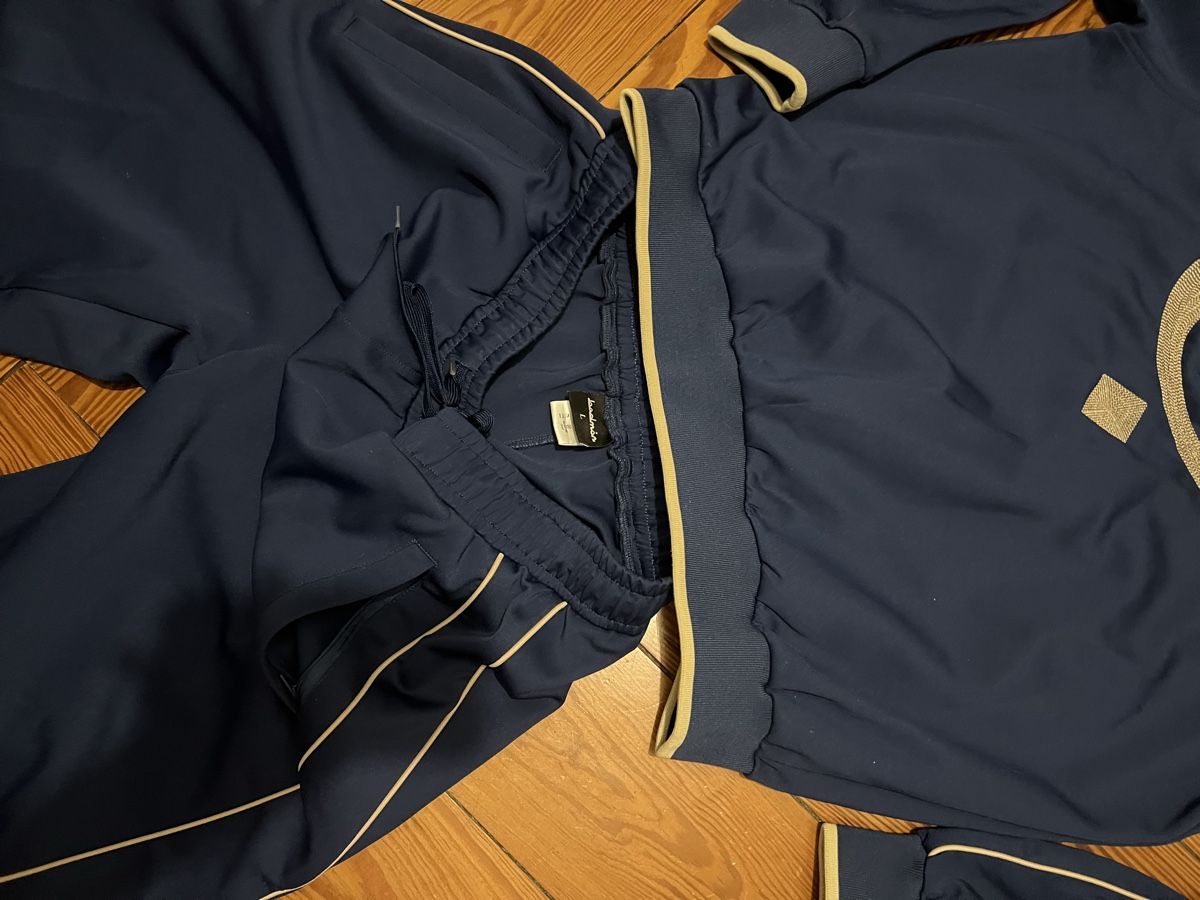 Completi, tute sportive e funzionali: Badmon Tracksuit – Usato da Zürich venduto da cac3 5