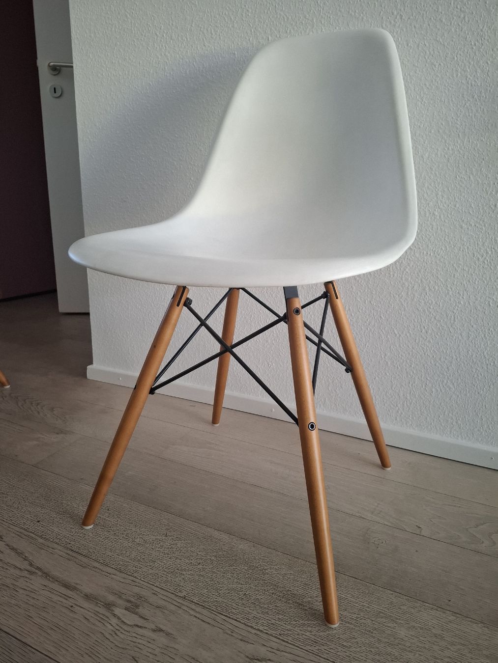 Vitra Stühle: Chaise Vitra Eames DSW blanche  – Gebraucht aus Genève von sar_7mzn 1