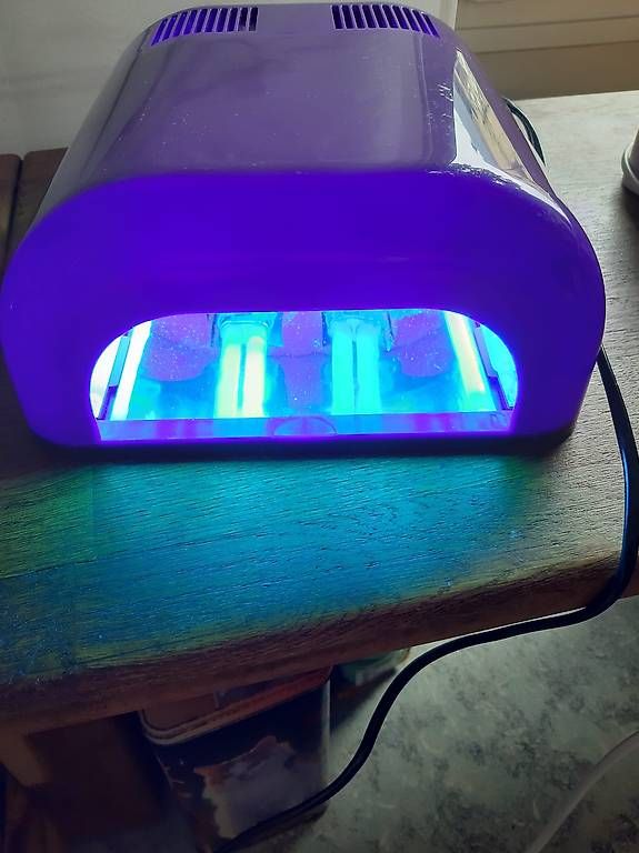 Lampen:  UV-Nagellampe  – Gebraucht aus Gams von Marina050