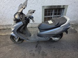 Peugeot 125ccm Roller ab 1Fr!