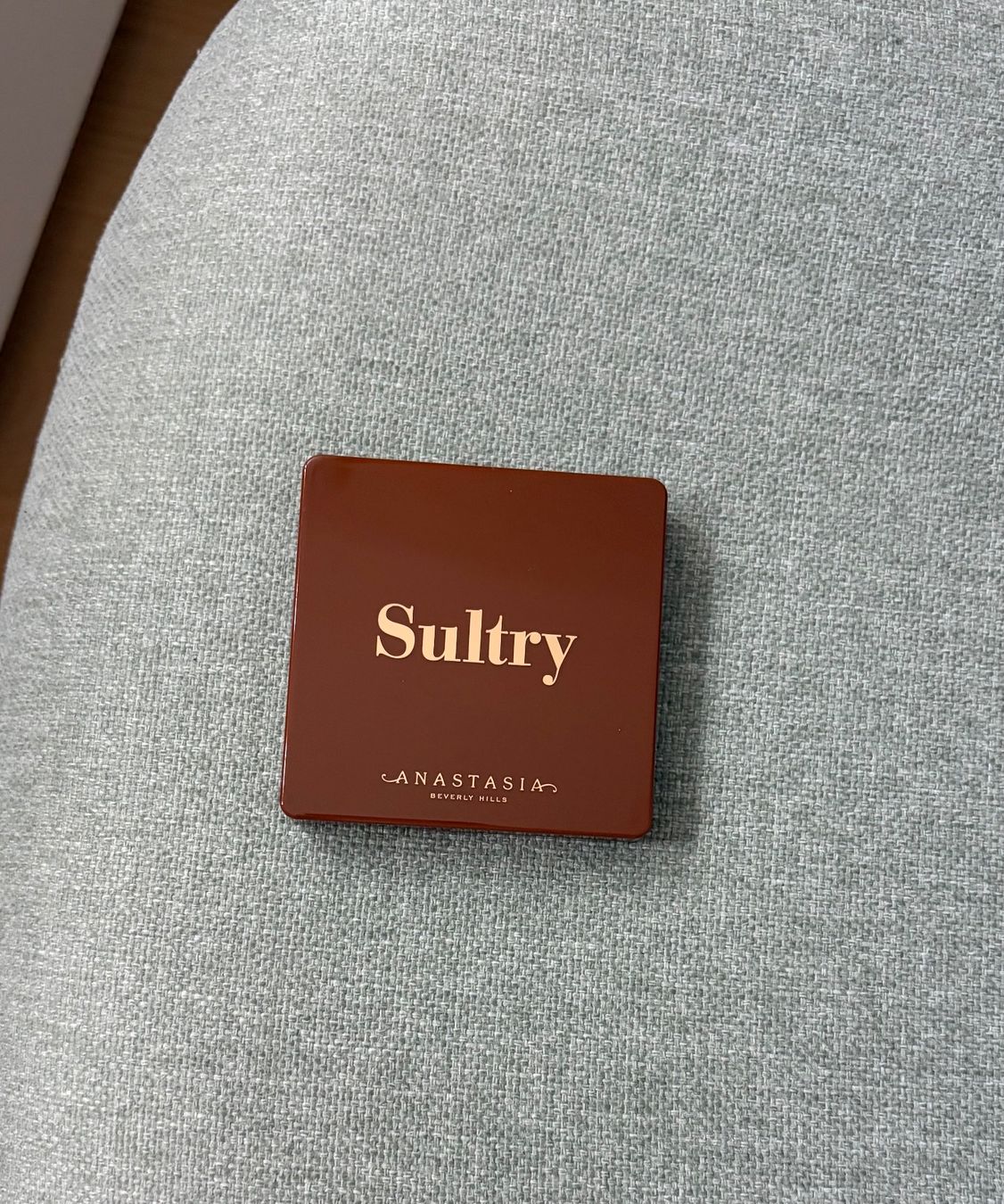 Anastasia Beverly Hills Make-up: Anastasia Sultry Palette – Usato da Lupsingen venduto da sassan74