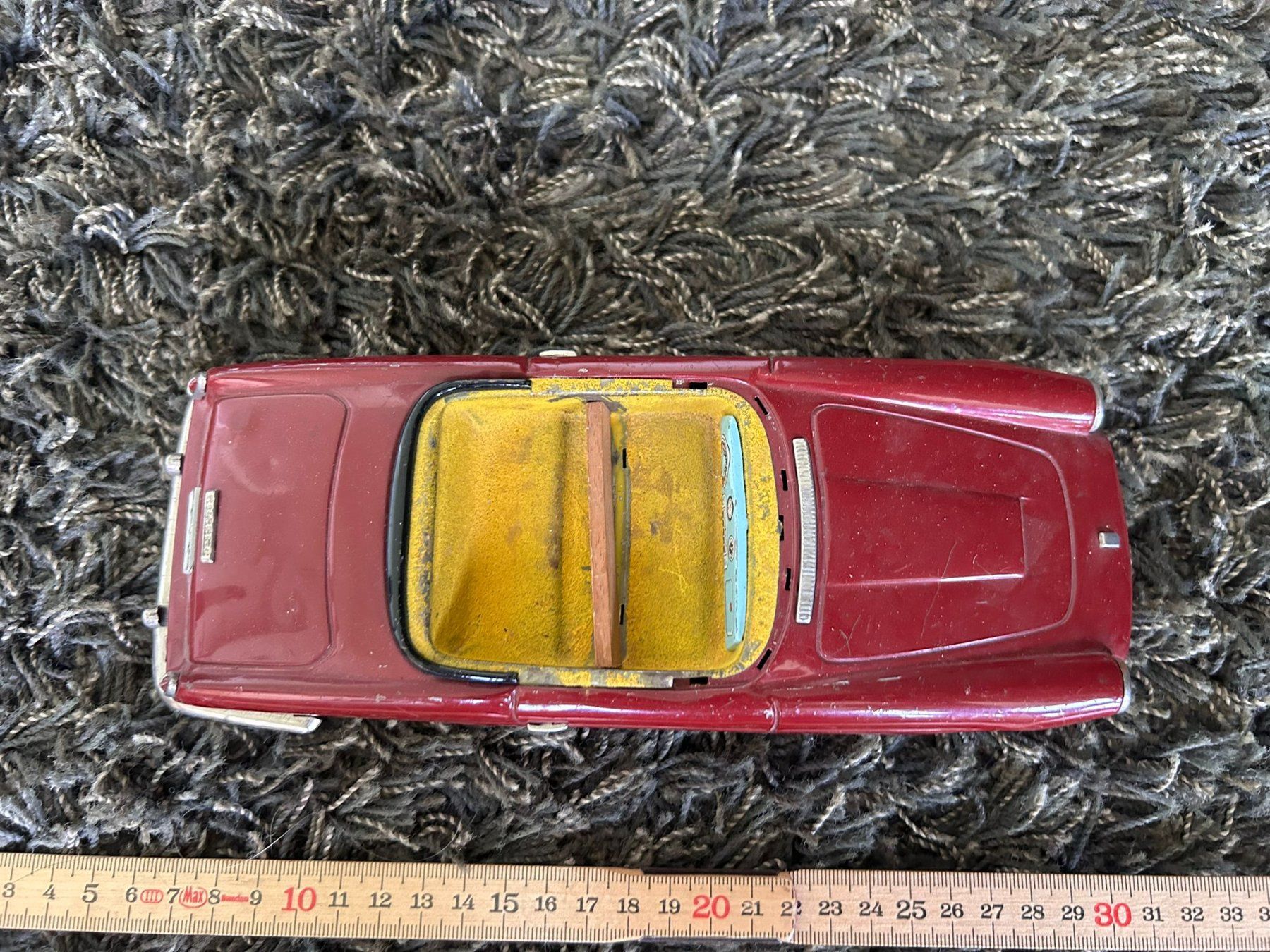 rotes Ferrari oldtimer modelauto vintage (Gebraucht) in Uetliburg SG ...