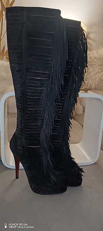 Scarpe da donna: Sublime bottes d'été Louboutin 35 – Usato da Genève venduto da car_9qm9