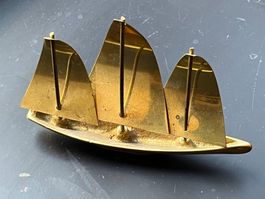 ⛵ Voilier Trois Mâts en Laiton – Sculpture Déco Vintage