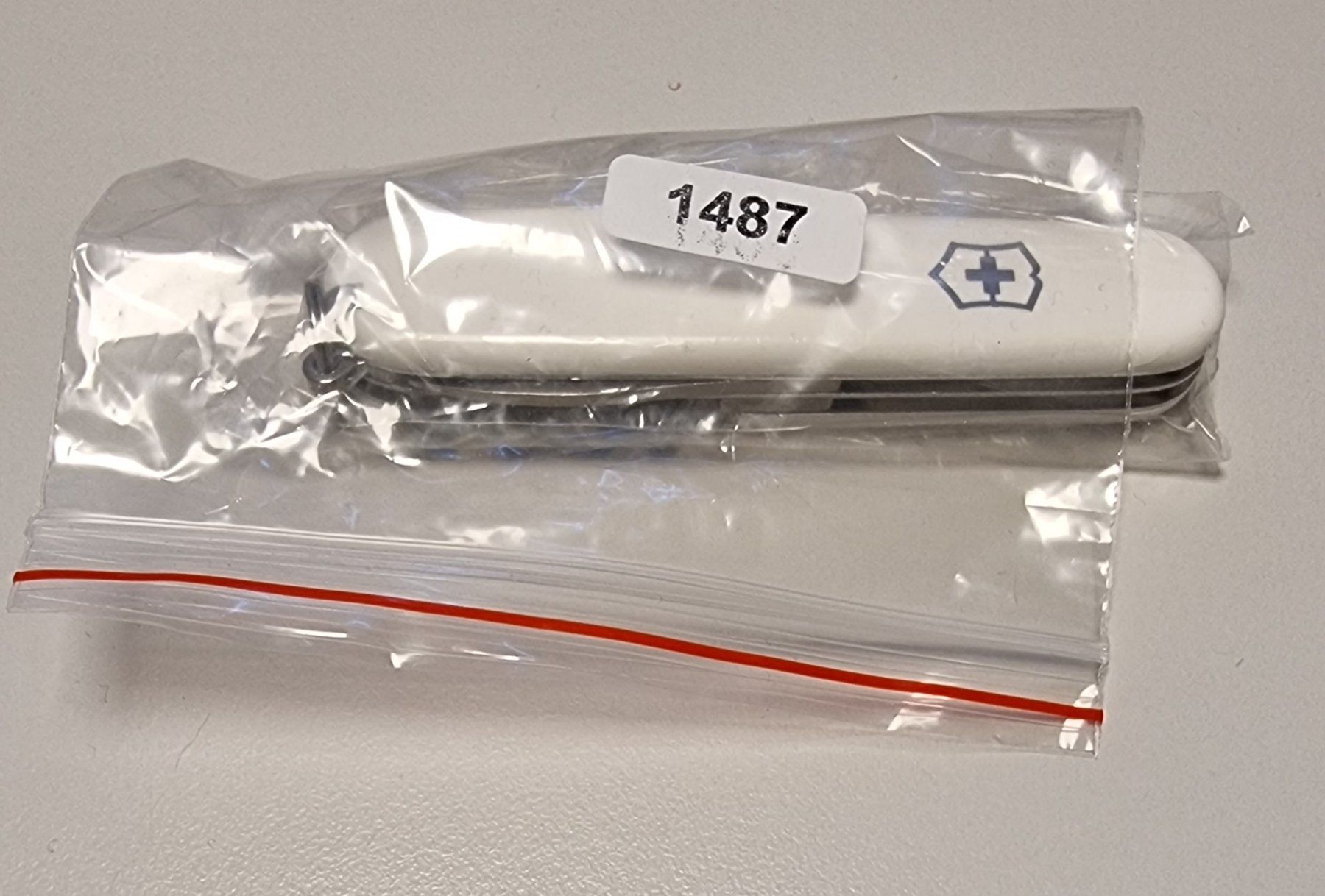 Victorinox Coltelli tascabile: Victorinox Spartan weiss – Nuovo (secondo la descrizione) da Spiez venduto da Ilger0 4