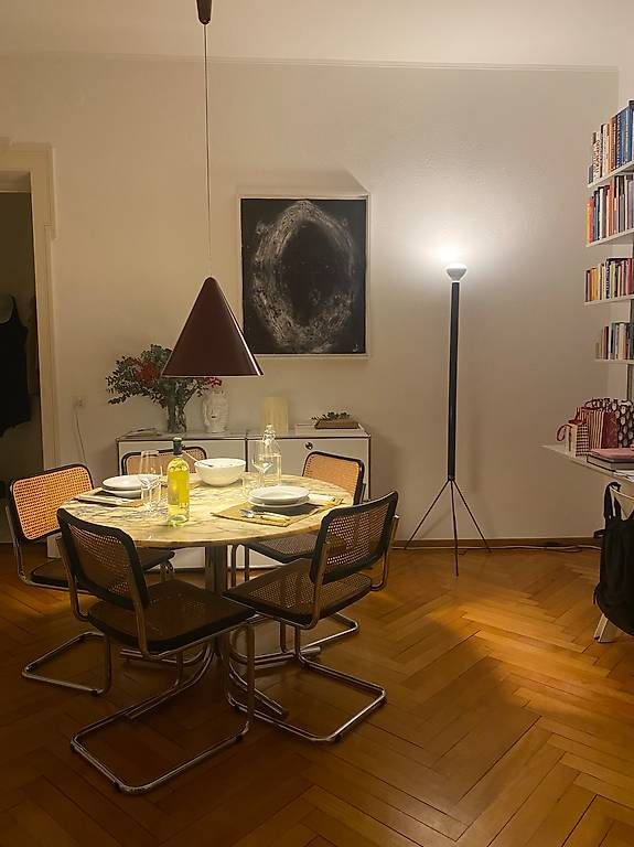 Set de table et chaises: Tavolo in marmo e sedie Cesca – D'occasion à Lugano par bea_t9np