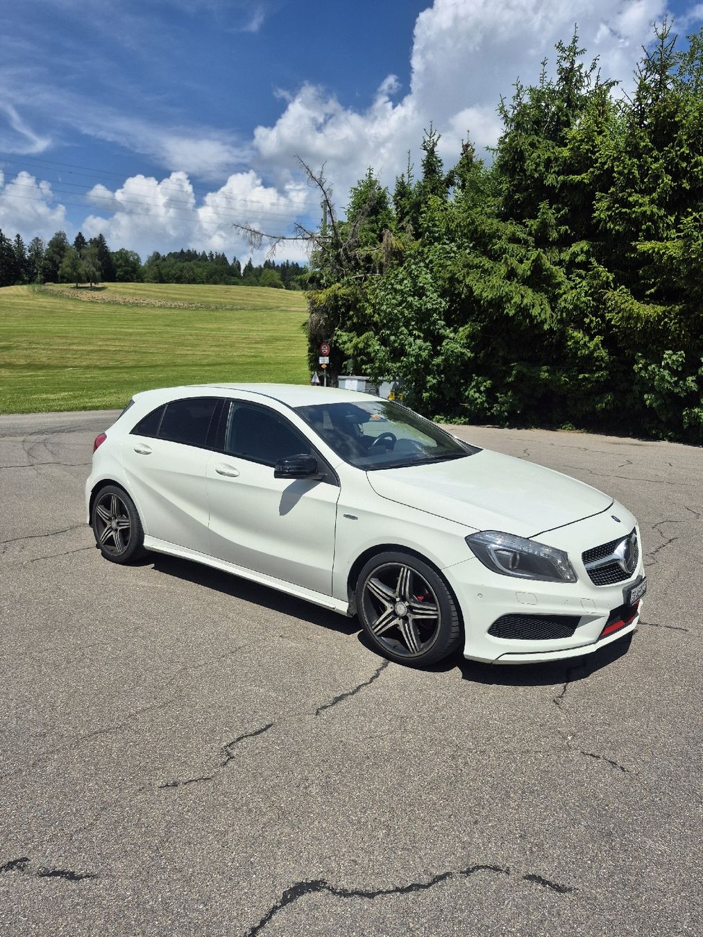 Mercedes-Benz Automobili: Mercedes-Benz A250 – Usato da Gibswil venduto da Xp90
