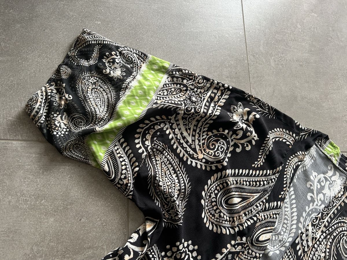 Arte internazionale: KIMONO GEMUSTERT  – Usato da Nidfurn venduto da cejeisda 5