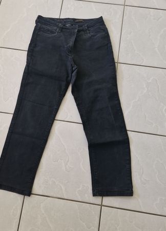 Bonita Damen Jeans,  Grösse 42, tolle Passform