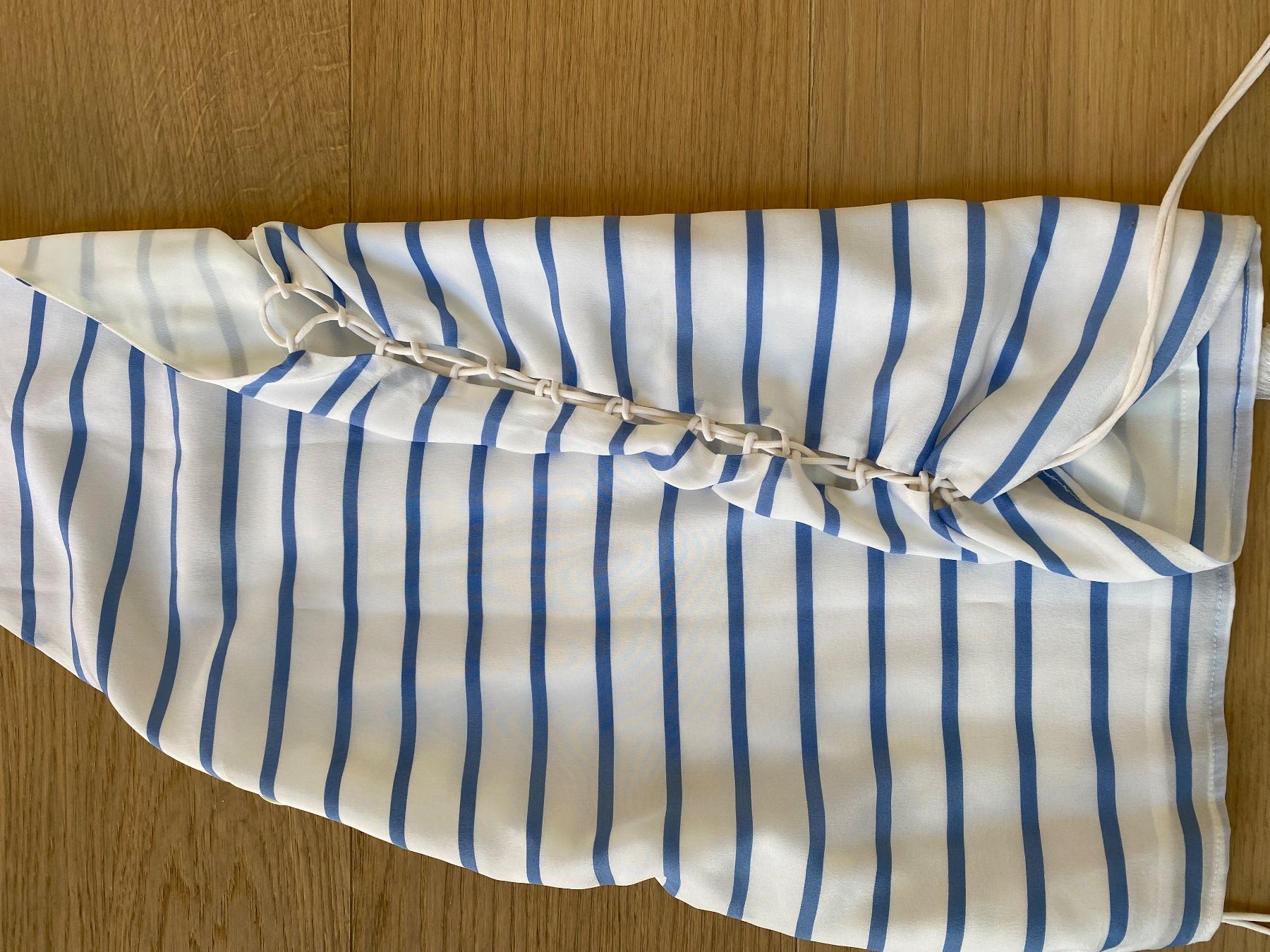 Top: Top, Seide, CAMI NYC, Grösse S, NEU! – Nuovo e nell'imballaggio originale da Bern venduto da L.I.A. 1