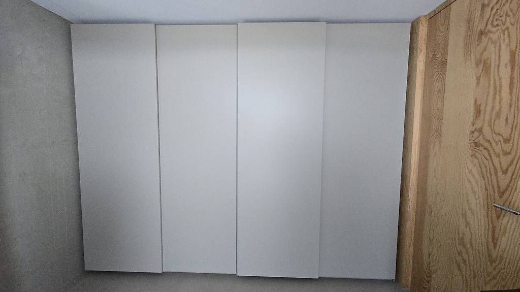 Armadi: Neuwertiger Ikea PAX Schrank – Nuovo e nell'imballaggio originale da Wetzikon ZH venduto da Topkleinanzeige69 4