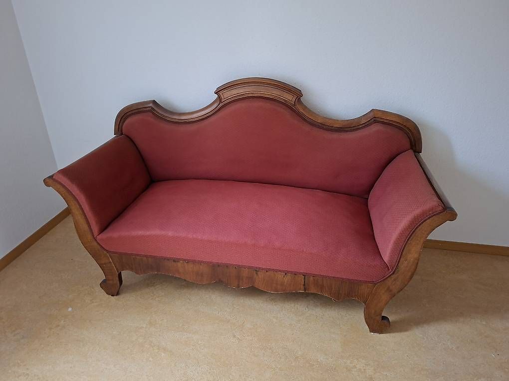 Sofas: Antikes Sofa Couch – Gebraucht aus Wengi b. Frutigen von inf_722z 1