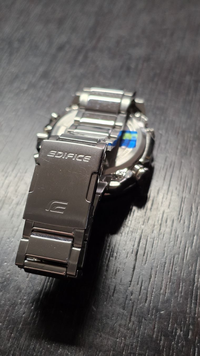 Casio Montres: Casio Edifice Tough Solar Bluetooth Chronograph mit OVP – Neuf (Voir description) à Grosshöchstetten par preisvoyeur 5