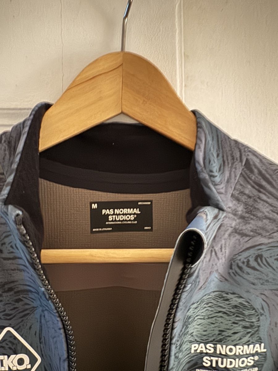 Pas Normal Studios Jacken: Pas Normal Studios - T.K.O Mechanism Thermal Jacket – Neu (gemäss Beschreibung) aus Diesse von second_life 1