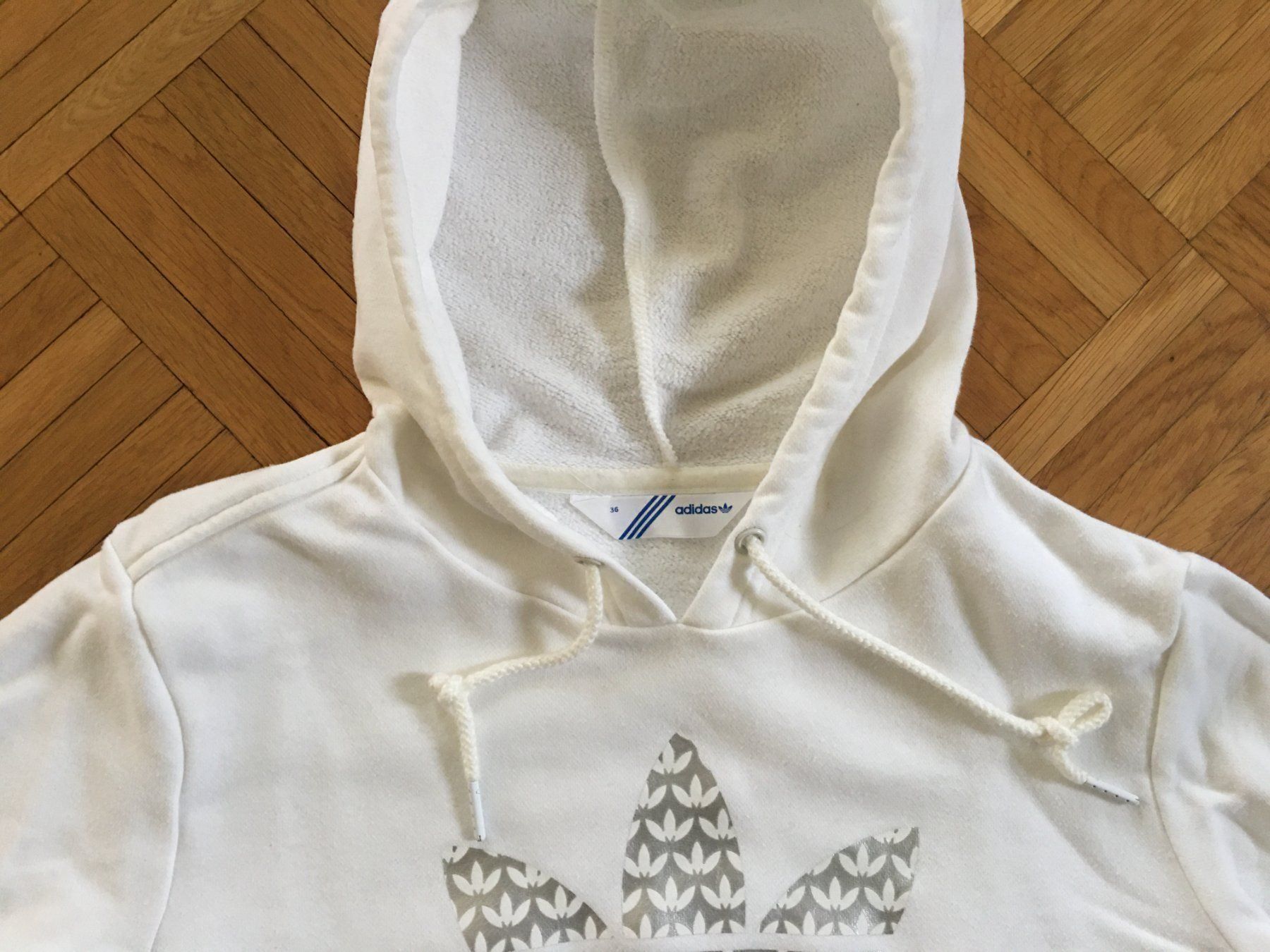 Adidas Pullover & Sweatshirts: Schöne Hoodie Adidas Gr.36 oder S neu – Neu (gemäss Beschreibung) aus Rümlang von ron2000 1