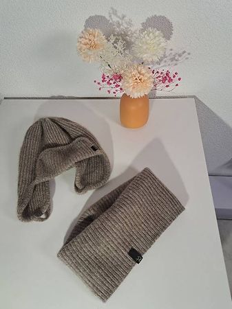 Mütze und Schal Buff / Taupe/Yak Wolle, weicher als Kaschmir