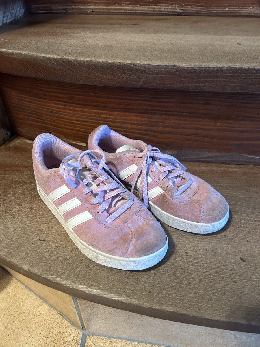 Adidas Chaussures filles: Adidas Sneaker rosa Gr. 36 – D'occasion à Illighausen par Schneckli01