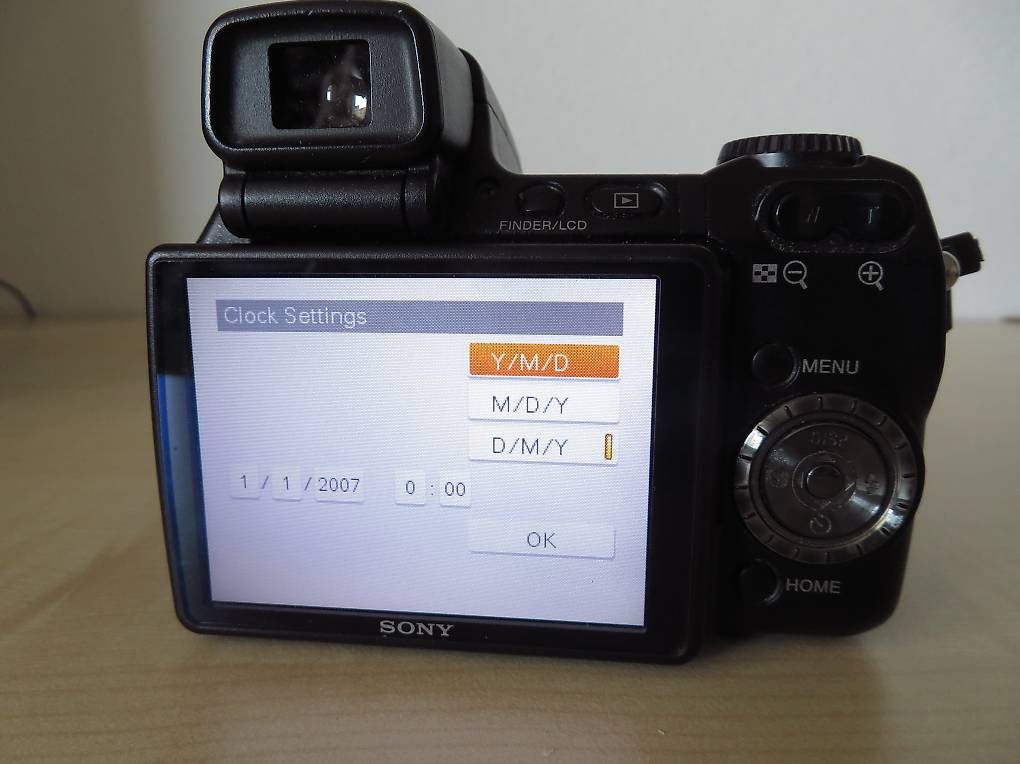 Sony Fotocamera: Sony Cybershot DSC-H7 Digital Camera – Usato da Ortschwaben venduto da CitrousD 2