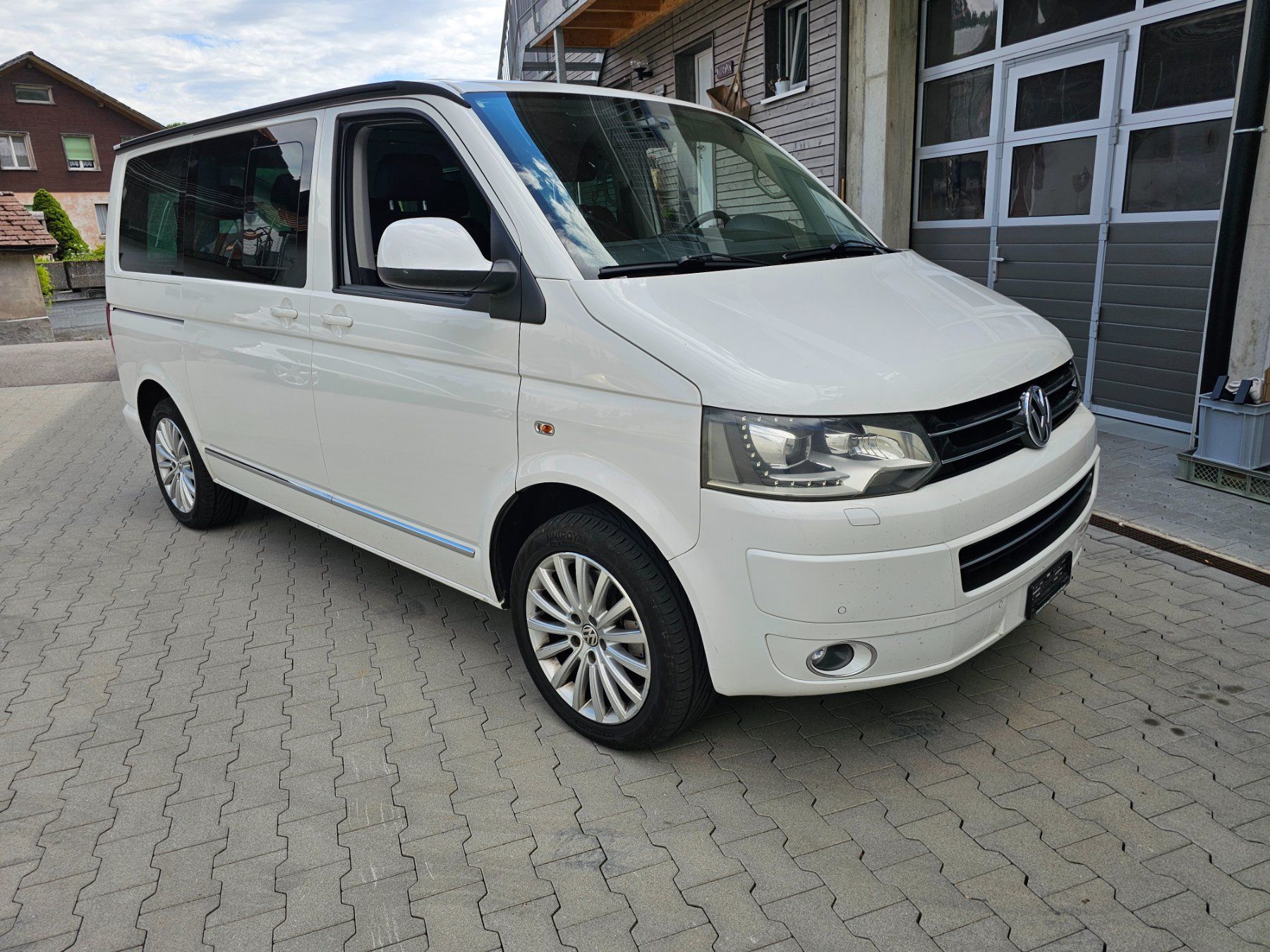 VW Automobili: VW T5 Multivan 4Motion DSG mit Zugvorrichtung – Usato da Wasen im Emmental venduto da chris57 1