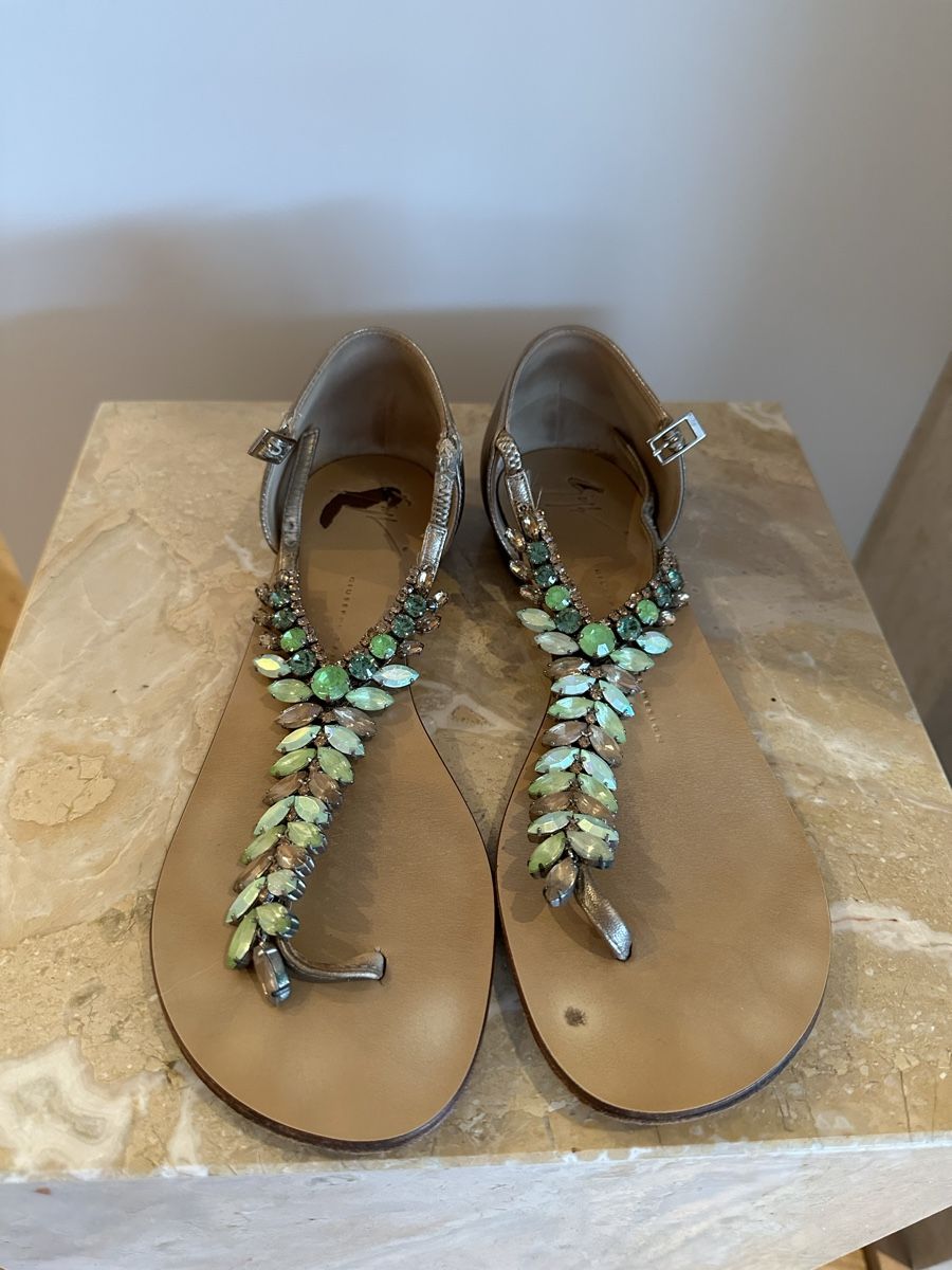 Zanotti Scarpe da donna: Giuseppe Zanotti sandals – Usato da Paradiso venduto da apf_mh9c 1