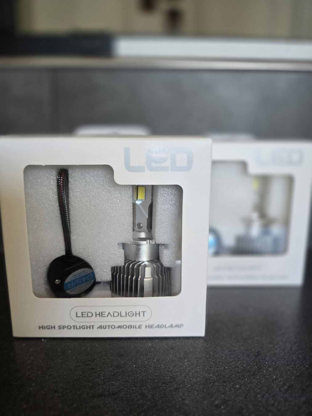 Tutti pezzi di ricambio auto: 2x LED Scheinwerfer D4S 6000K Weiss NEU!  – Nuovo e nell'imballaggio originale da Rothrist venduto da mia_vl8k 1