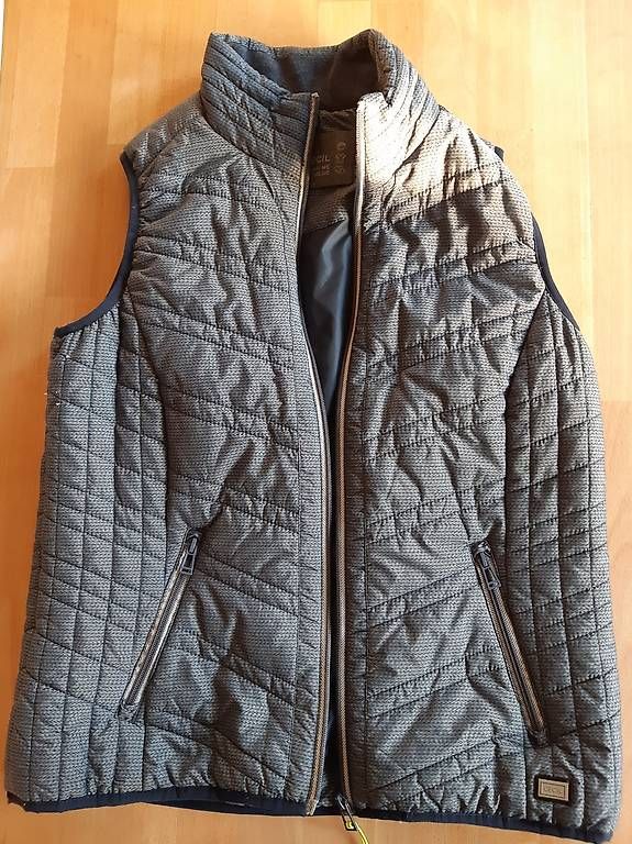 Gilets: Weste Cecil Gr XS/S – D'occasion à Zürich par vladm