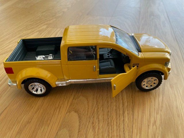 Maisto Modellini d'auto: Metall Auto Maisto Ford 1/31 – Usato da Zürich venduto da Sonnenblume_65 2