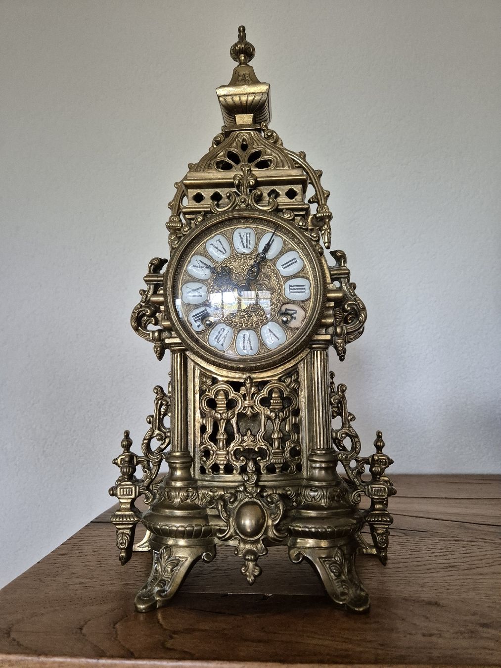 Stand- & Wanduhren: Antike Kaminuhr Bronze Barock Stil – Gebraucht aus Oensingen von