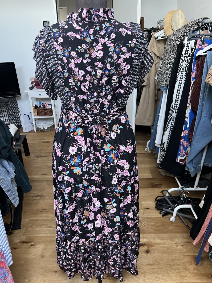 Sandro Vestiti: Sommerliches Maxikleid mit Blumenmuster, Grösse 38/M – Usato da Fraubrunnen venduto da curly011 1