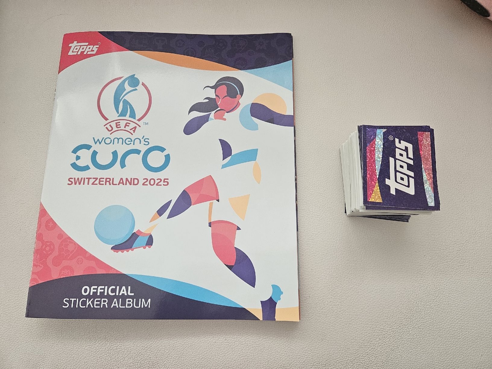 Topps Carte collezionabili: Komplett Set Topps Euro 2025 – Nuovo e nell'imballaggio originale da Safenwil venduto da Mafi7