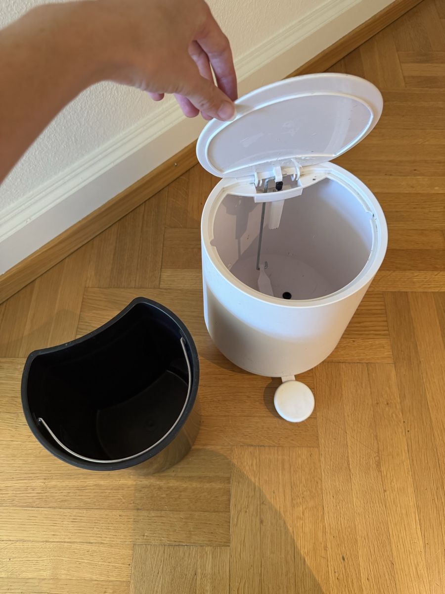 Cestini per rifiuti: Zone Denmark Nova Treteimer Bad Kosmetik Mülleimer – Usato da Zürich venduto da Suzi_ 4