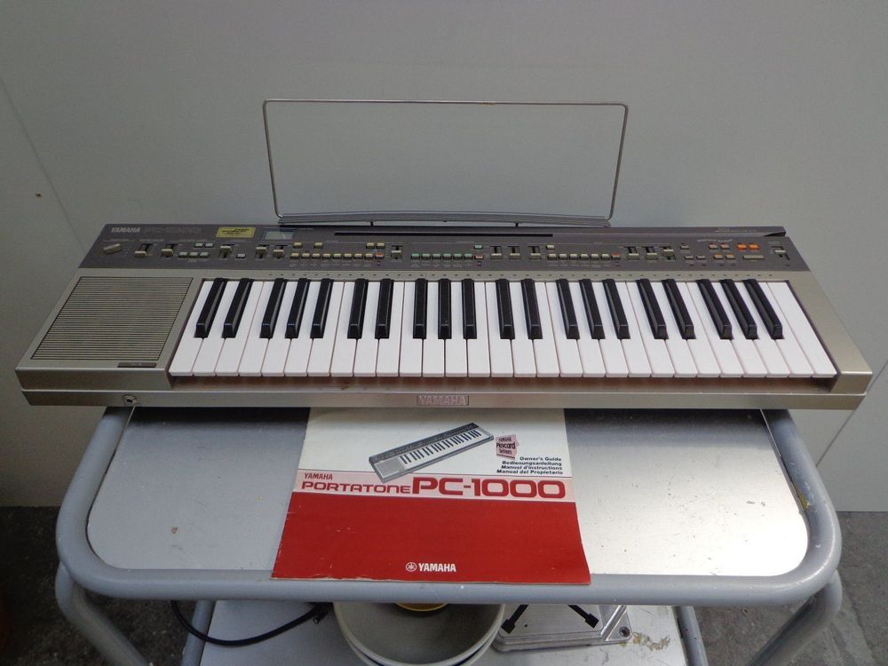 Altes Yamaha Keyboard PC 1000 Kaufen auf Ricardo