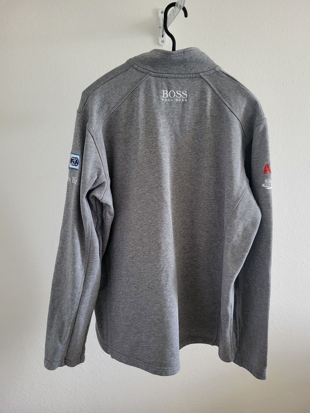 Hugo Boss Giacche: Jacket U. BOSS grise avec logos divers taille L – Usato da Apples venduto da Photec18 1