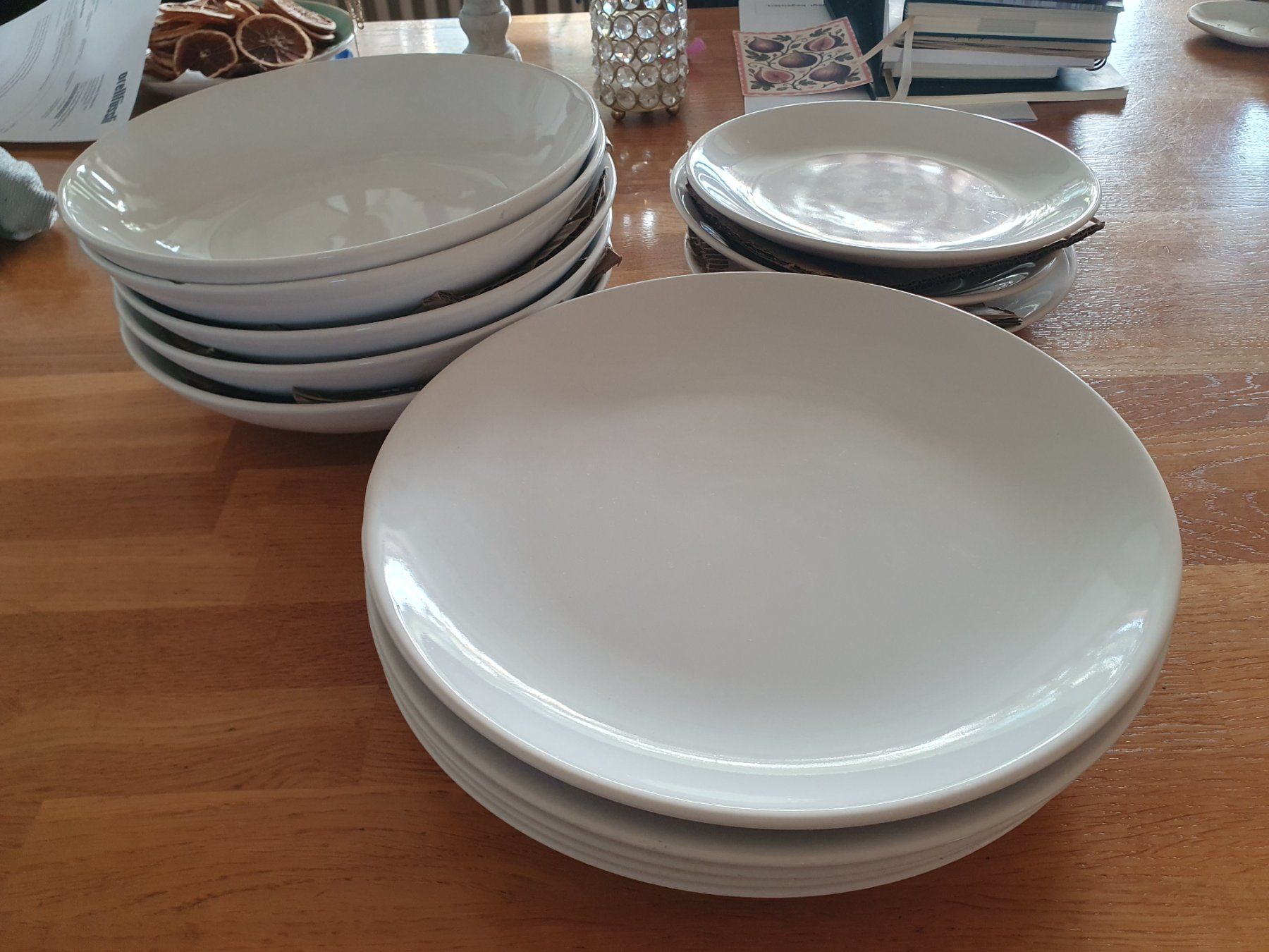 Ikea Assiettes: Teller gratis – D'occasion à Zofingen par KuroNi