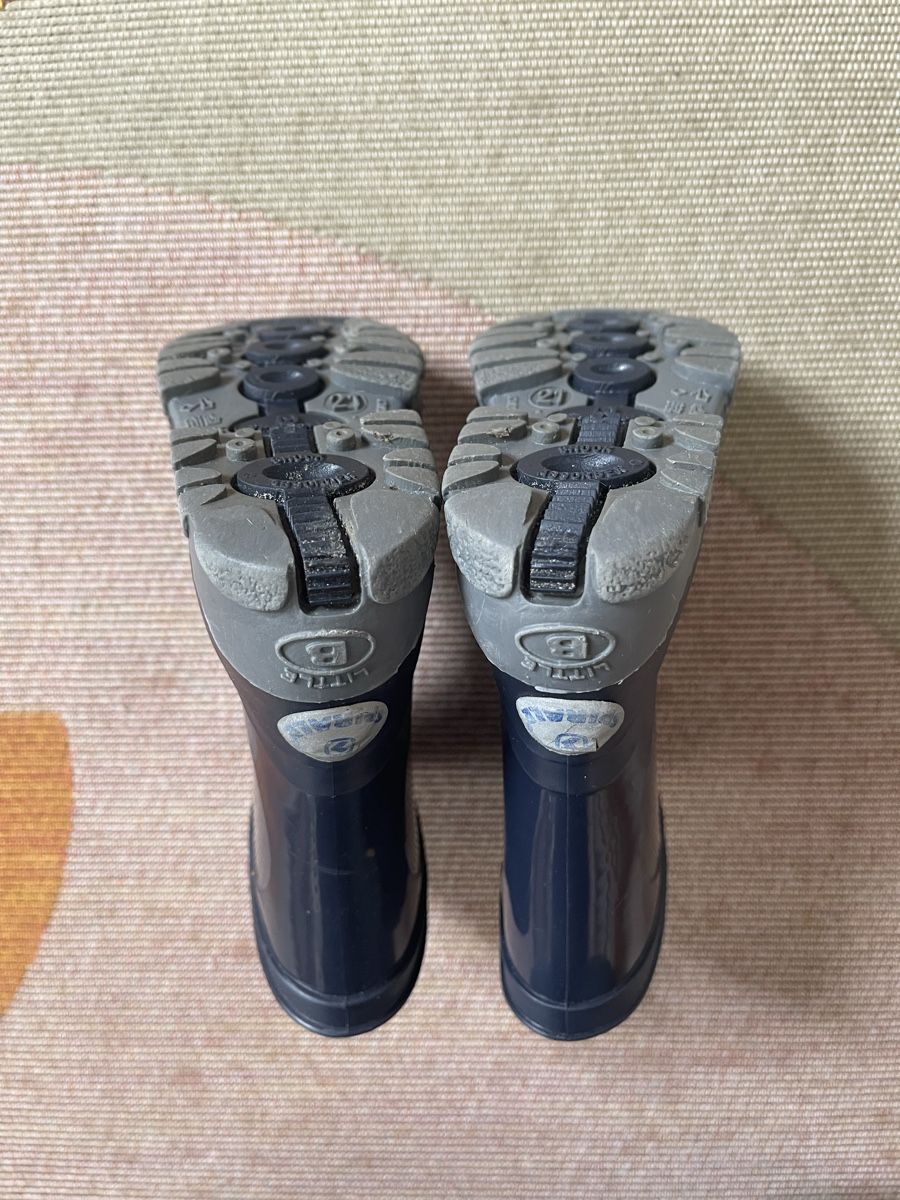 Chaussures garçon: Gummistiefel Gr. 21 – D'occasion à Hirzel par carta9 2