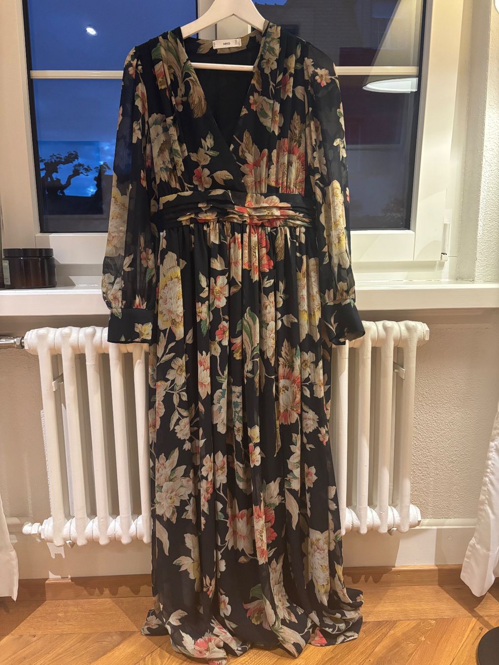 Mango Kleider: Beautiful Mango Dress – Gebraucht aus Zürich von mir_j2py 2
