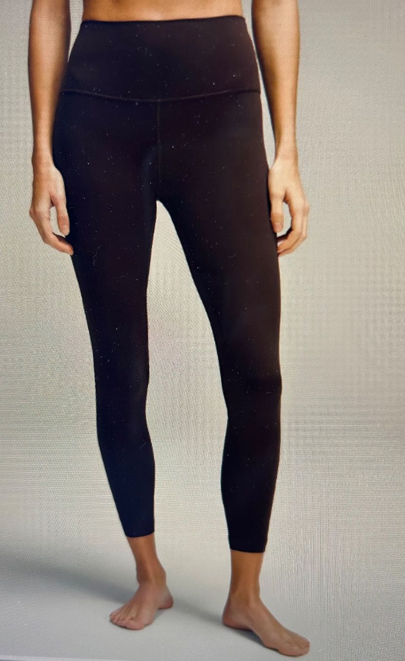 Lululemon Leggings: Neue LULULEMON ALIGN Yogahose – Nuovo (secondo la descrizione) da Kilchberg ZH venduto da Anie.
