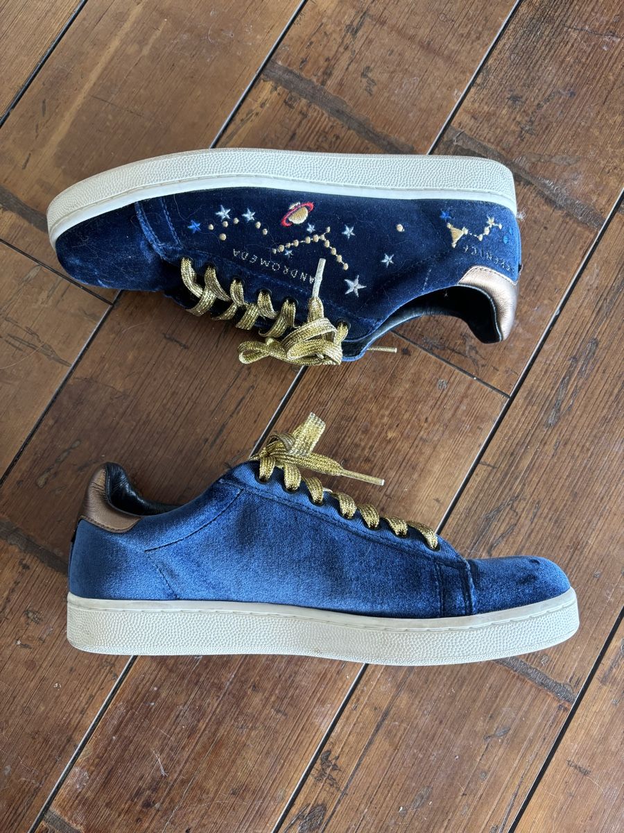 Scarpe da donna: Baskets MOA 40 velours bleu nuit – Nuovo (secondo la descrizione) da Dotzigen venduto da SecondHandGems 6