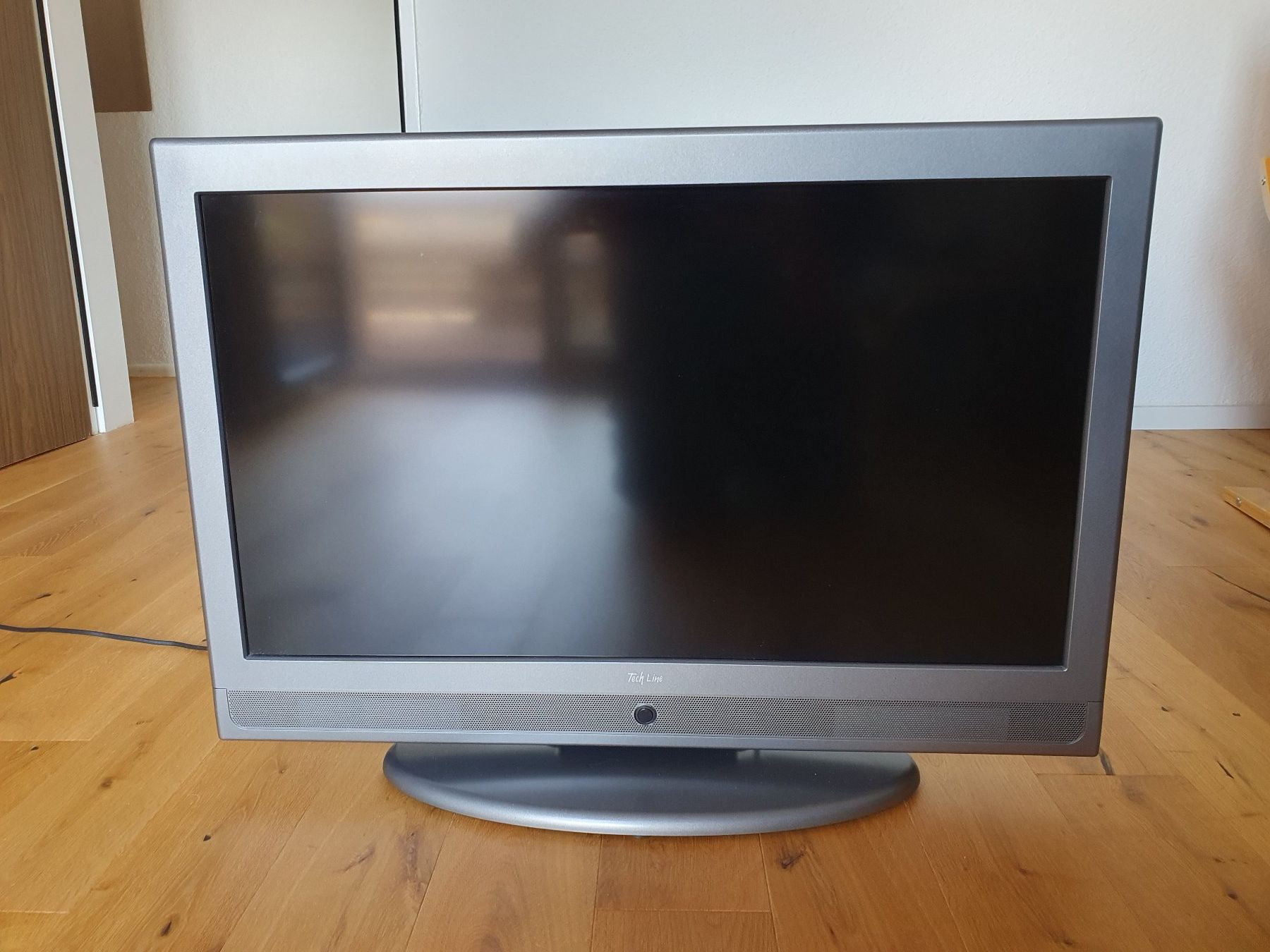 Fernseher: Fernseher Tech Line TL-32LC856 32 Zoll – Gebraucht aus Reinach AG von Nini03
