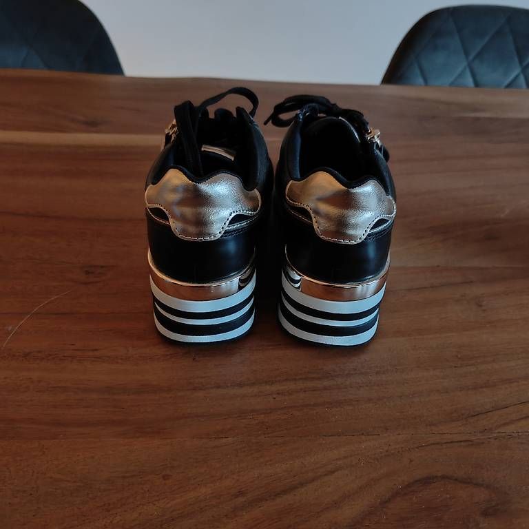 Scarpe da uomo: Venice NEU  – Usato da Nunningen venduto da 19ss90 1