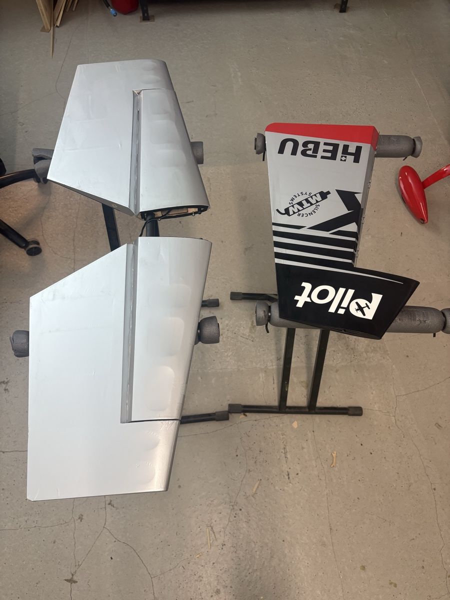 Pilot-RC RC Kits de montage: Pilot-RC Extra SX 103 – D'occasion à Tann par 3dPilot2001 2
