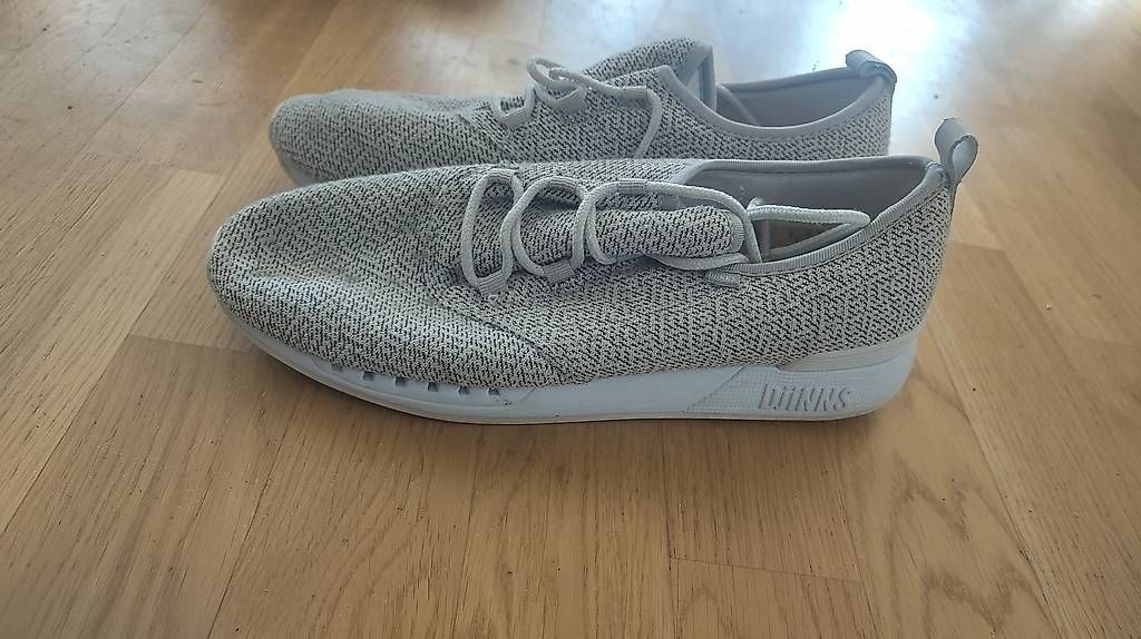 Herrenschuhe: Sneakers Gr. 43 – Gebraucht aus Aarwangen von ThierrySchaer98
